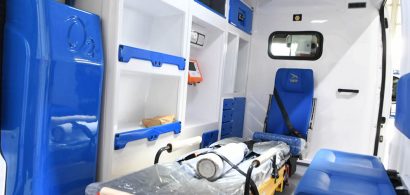 interior de ambulancia interior de ambulancia